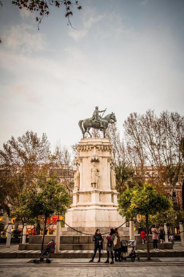 Alohamundi Moratin Apartment Seville Ngoại thất bức ảnh