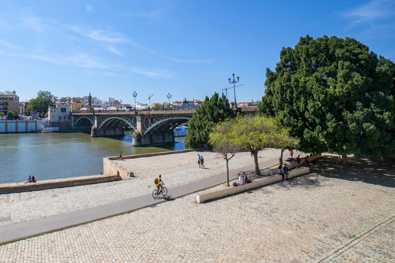Alohamundi Moratin Apartment Seville Ngoại thất bức ảnh