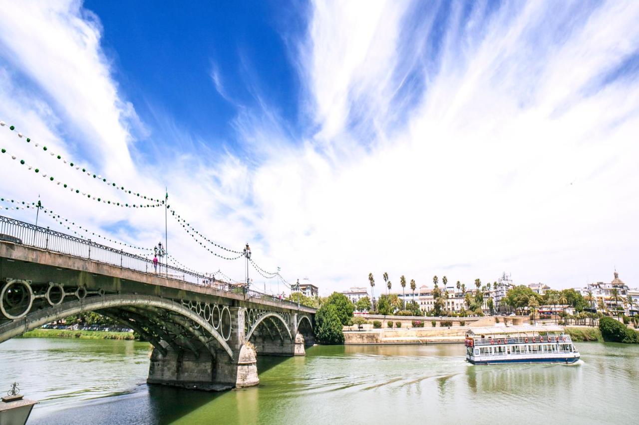 Alohamundi Moratin Apartment Seville Ngoại thất bức ảnh