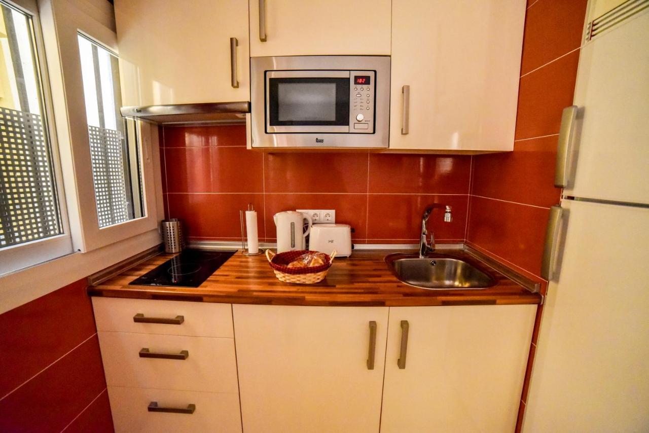 Alohamundi Moratin Apartment Seville Ngoại thất bức ảnh